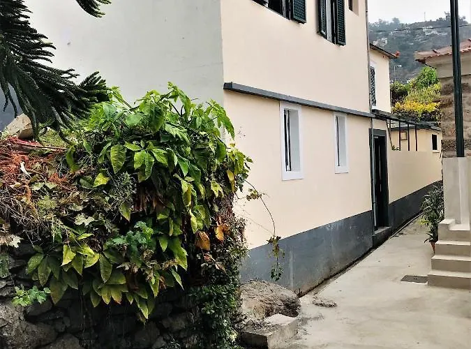 Casa Do Figueirinha *